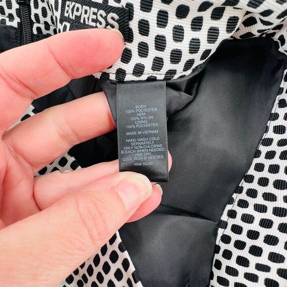 Express Pleated Mini Skirt Women's Size 2 Black White Blue Floral Tulle Layered - Picture 4 of 8